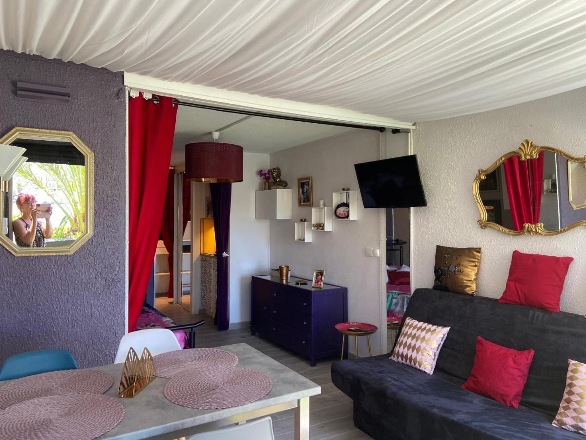 Purple Secret Naturiste آجد المظهر الخارجي الصورة