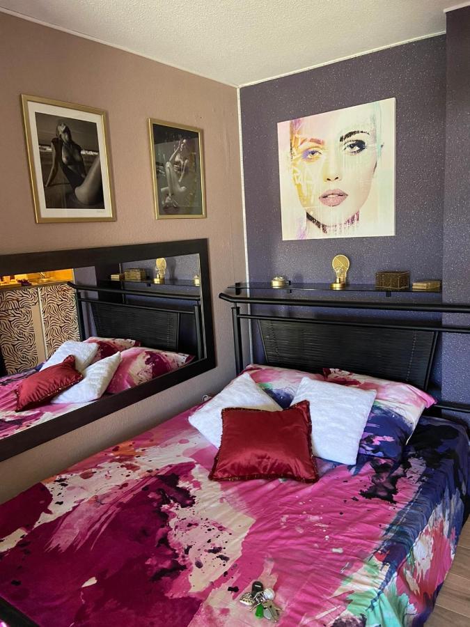 Purple Secret Naturiste آجد المظهر الخارجي الصورة