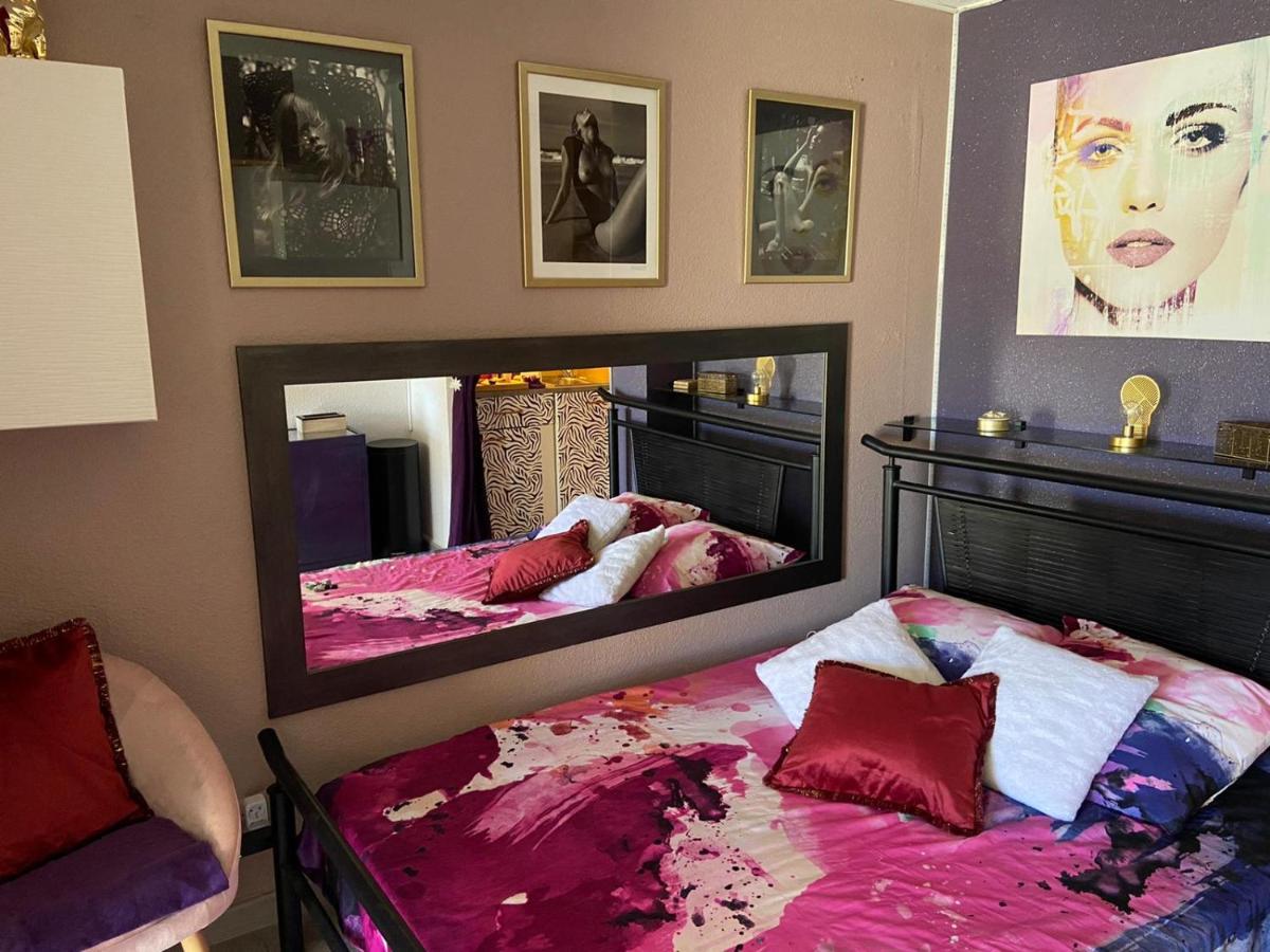 Purple Secret Naturiste آجد المظهر الخارجي الصورة